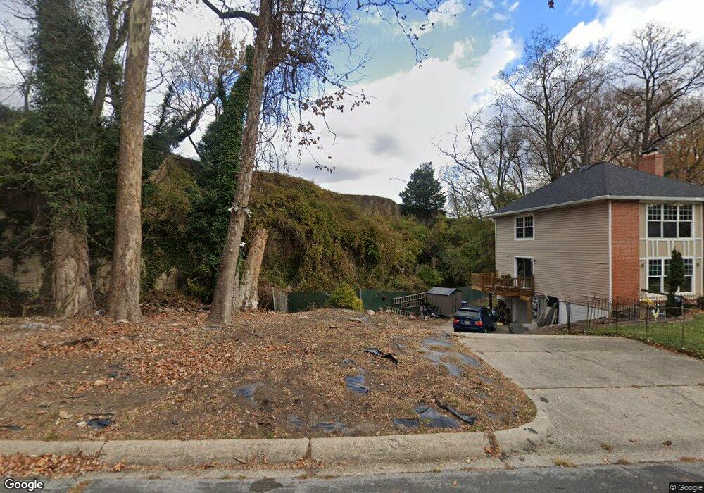 3709 Glenmoor Dr, Bethesda, MD 20815 - photo 1