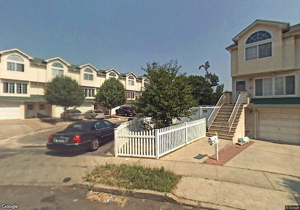 9-11 Ludwig Ln, Staten Island, NY 10303 - photo 1