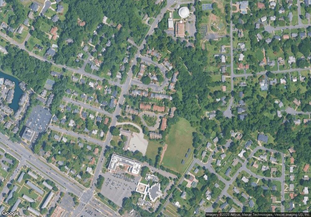 5916 Munson Ct, Falls Church, VA 22041 - photo 1