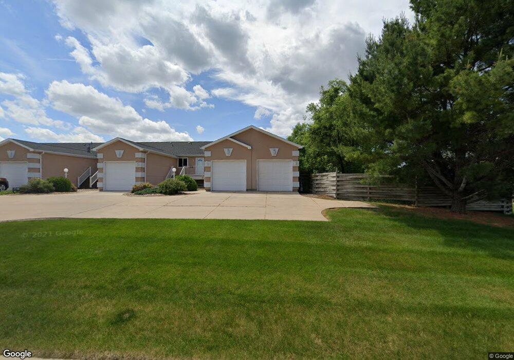 1812 W 18th St, Cedar Falls, IA 50613 - photo 1