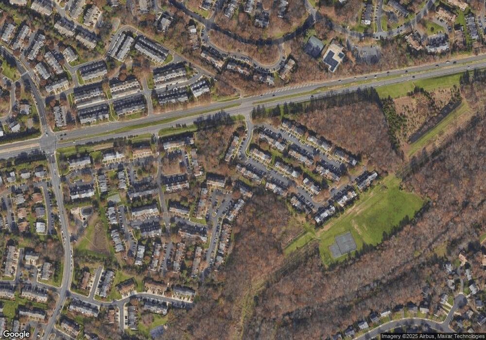 13883 Laura Ratcliff Ct, Centreville, VA 20121 - photo 1