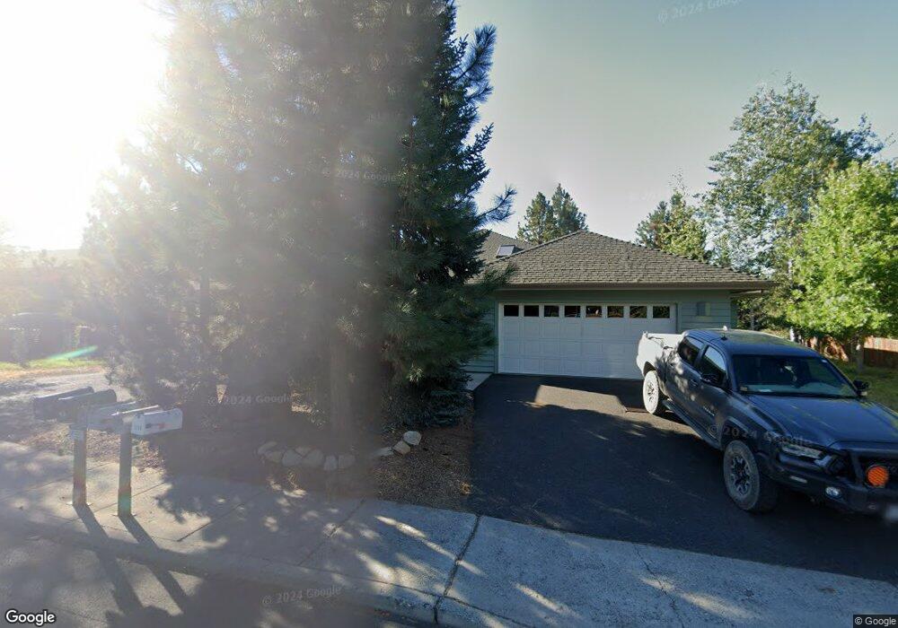 1757 SW Forest Ridge Ave, Bend, OR 97702 - photo 1
