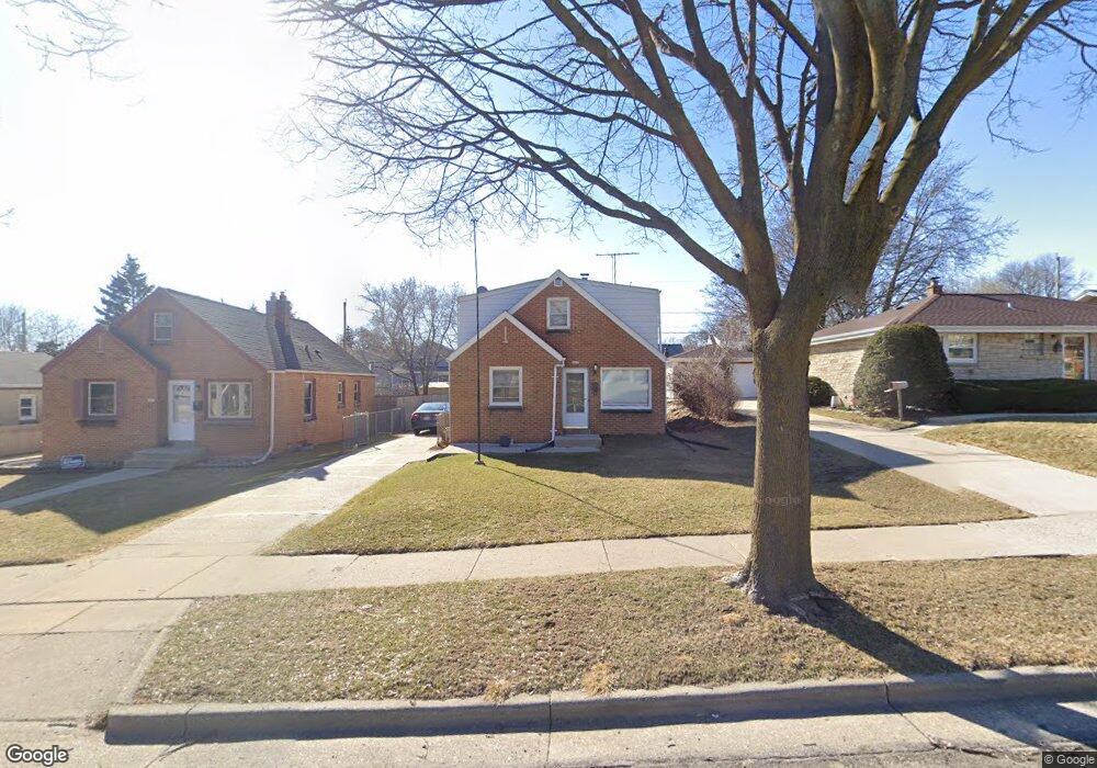 4469 S Taylor Ave, Milwaukee, WI 53207 - photo 1