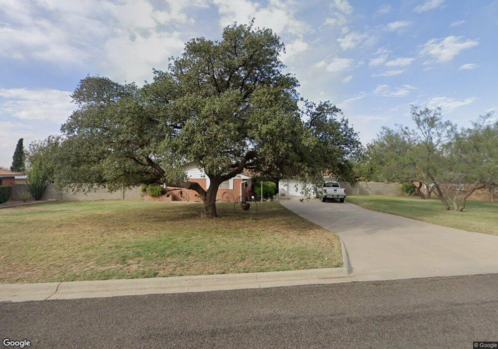 2305 Roberts Dr, Big Spring, TX 79720 - photo 1