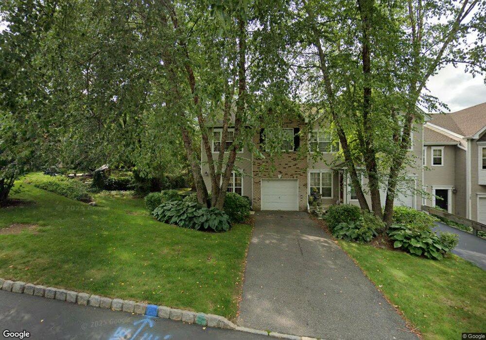 384 Green Mountain Rd, Mahwah, NJ 07430 - photo 1