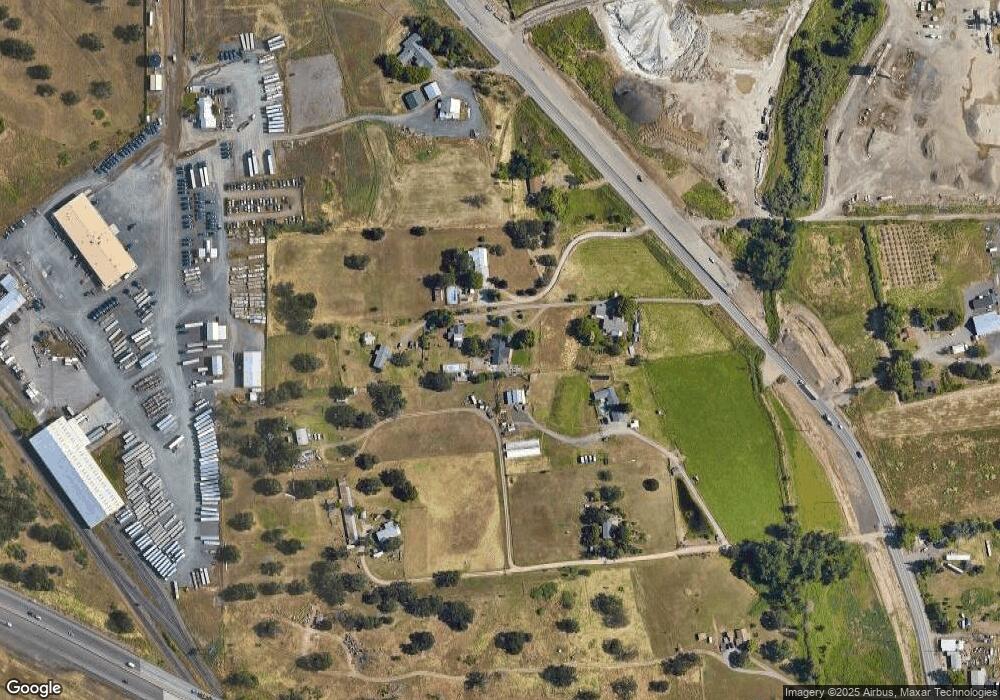 6753 Blackwell Rd, Central Point, OR 97502 - photo 1