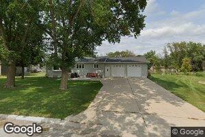 1004 8th St, Nicollet, MN 56074