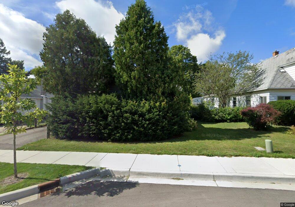 2087 Cedar St, Holt, MI 48842 - photo 1