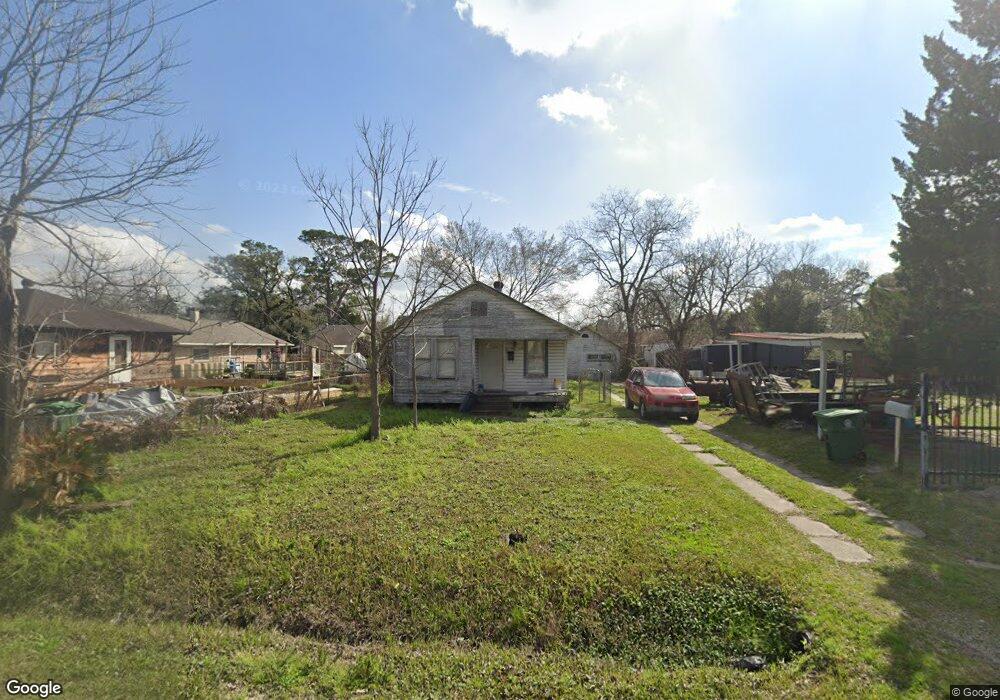 1210 Lindale St, Houston, TX 77022 - photo 1