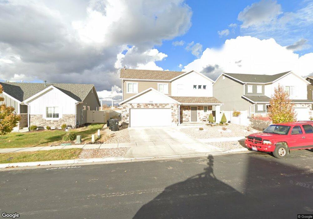 1252 W Water Front Dr, Syracuse, UT 84075 - photo 1