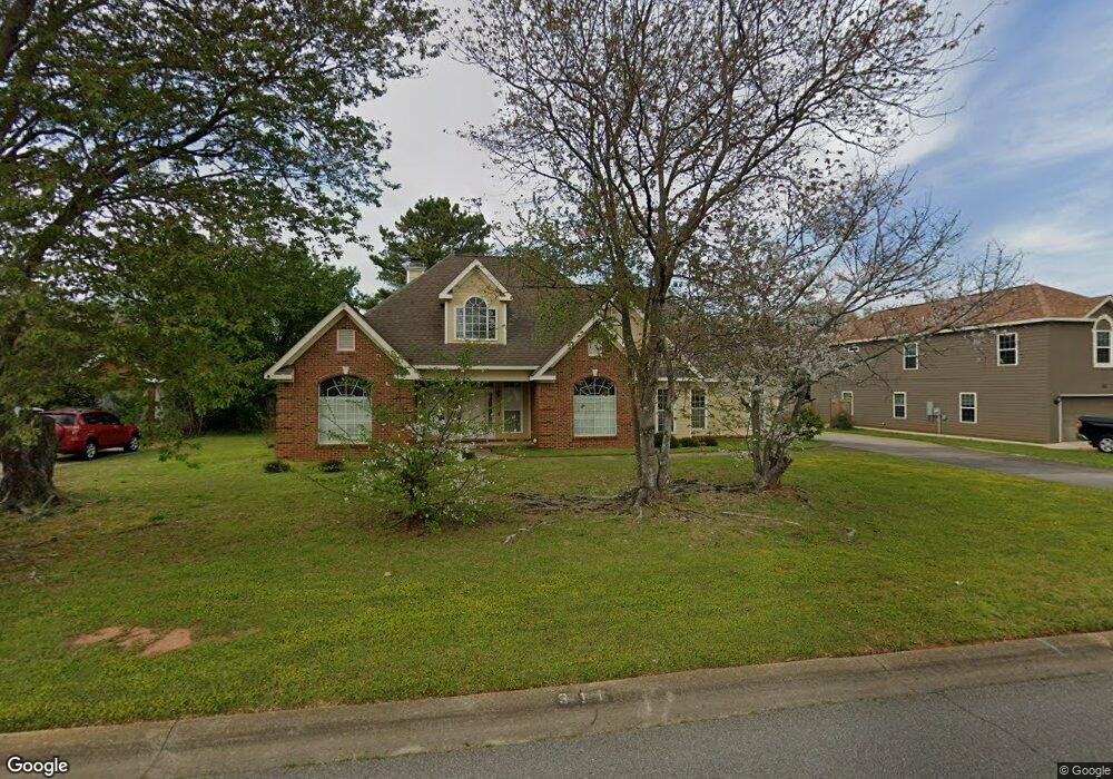 311 Twelve Oaks Dr, Warner Robins, GA 31088 - photo 1