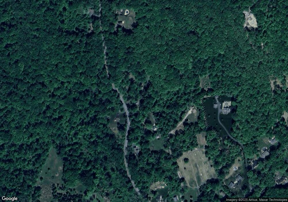 332 Buckhorn Dr, Belvidere, NJ 07823 - photo 1