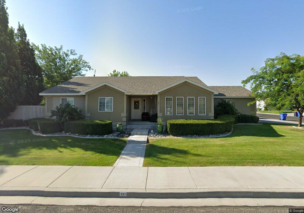 821 N Pointe Dr, Twin Falls, ID 83301 - photo 1