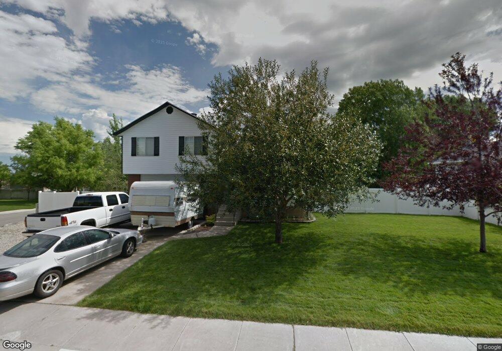 8805 S 3760 W, West Jordan, UT 84088 - photo 1