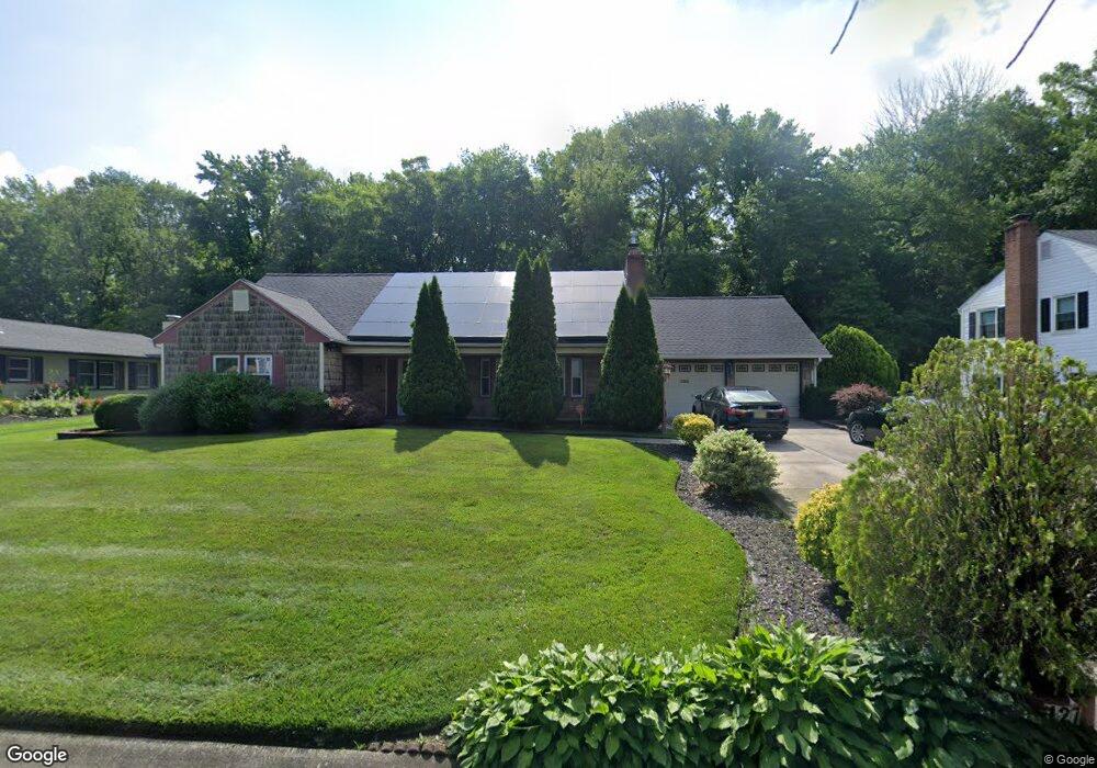 127 Torrington Ln, Willingboro, NJ 08046 - photo 1