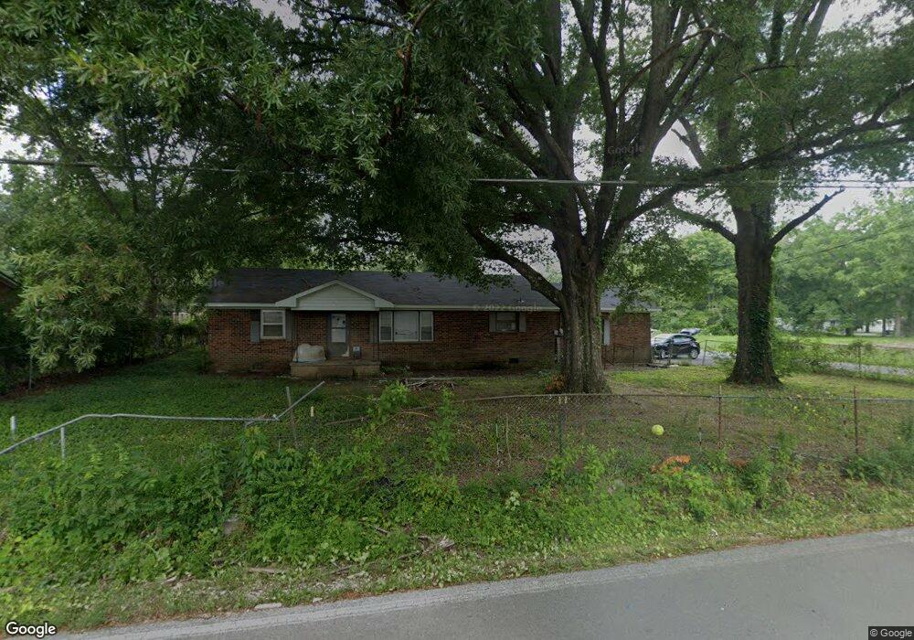 1302 Oakdale St, Manchester, TN 37355 - photo 1