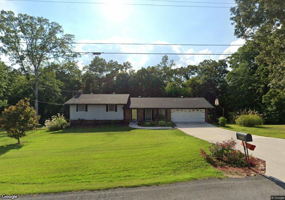 2509 W Hillview Dr, Dalton, GA 30721 - photo 1