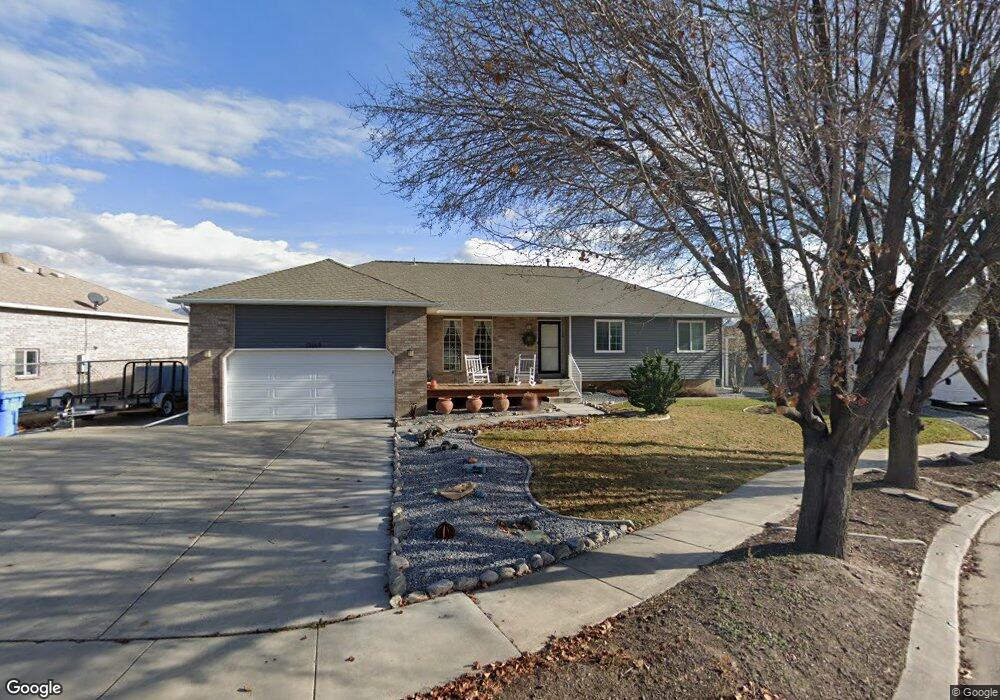 12189 Cove Crest Cir, Riverton, UT 84065 - photo 1