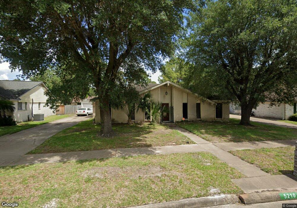 5210 Moss Glenn Ln, Houston, TX 77088 - photo 1