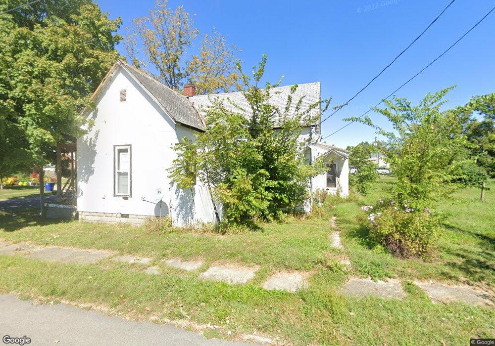 310 E Water St, Princeton, IN 47670 - photo 1