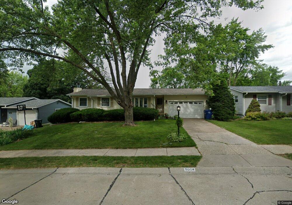 5004 Candlelight Dr, Davenport, IA 52806 - photo 1