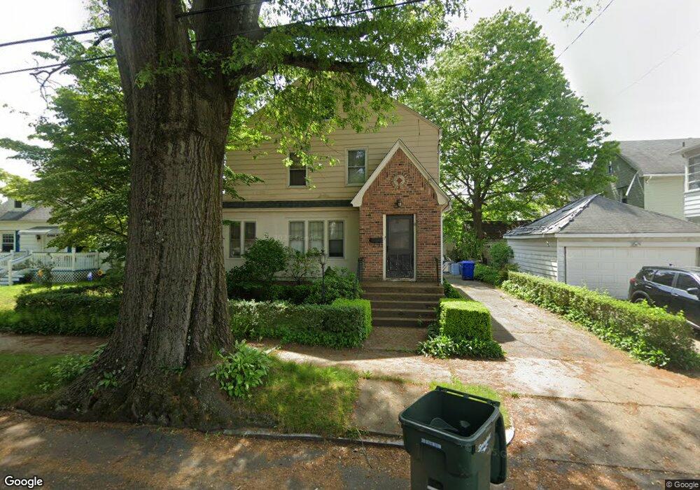 14 Vail St, Springfield, MA 01118 - photo 1