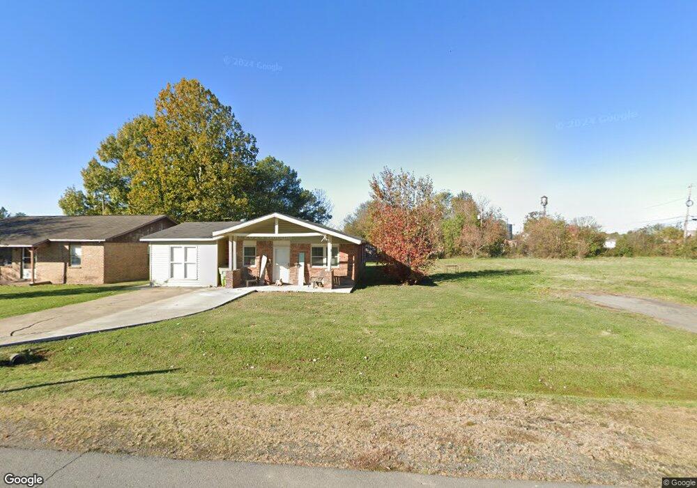 1906 S Vine St, Stuttgart, AR 72160 - photo 1