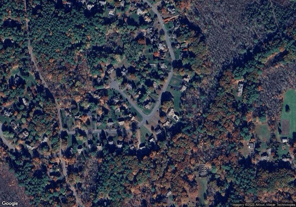 195 Rolling Meadow Dr, Holliston, MA 01746 - photo 1