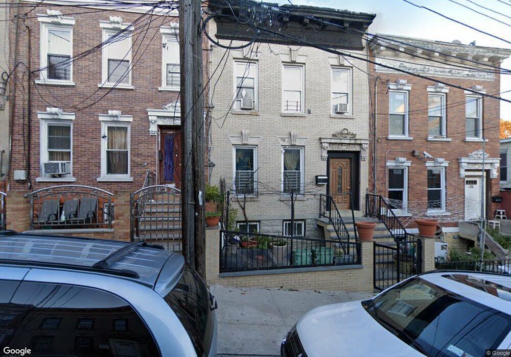 31 Sunnyside Ct unit 2, Brooklyn, NY 11207 - photo 1