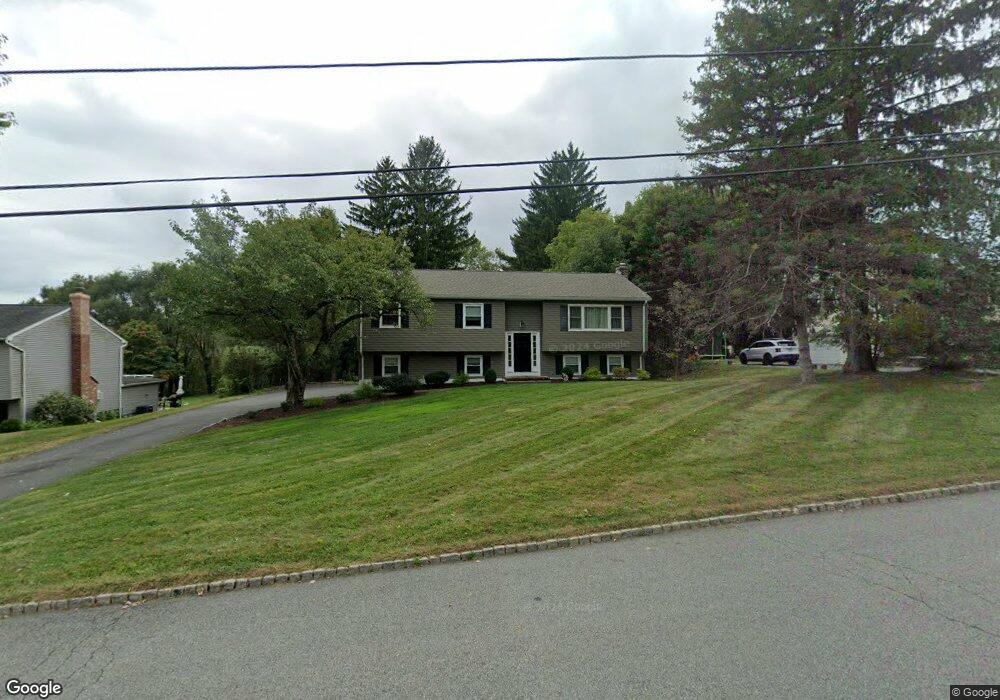 22 Hillside Rd, Hackettstown, NJ 07840 - photo 1