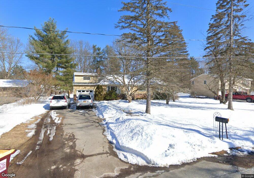 9 Ho Hum Ln, Saratoga Springs, NY 12866 - photo 1