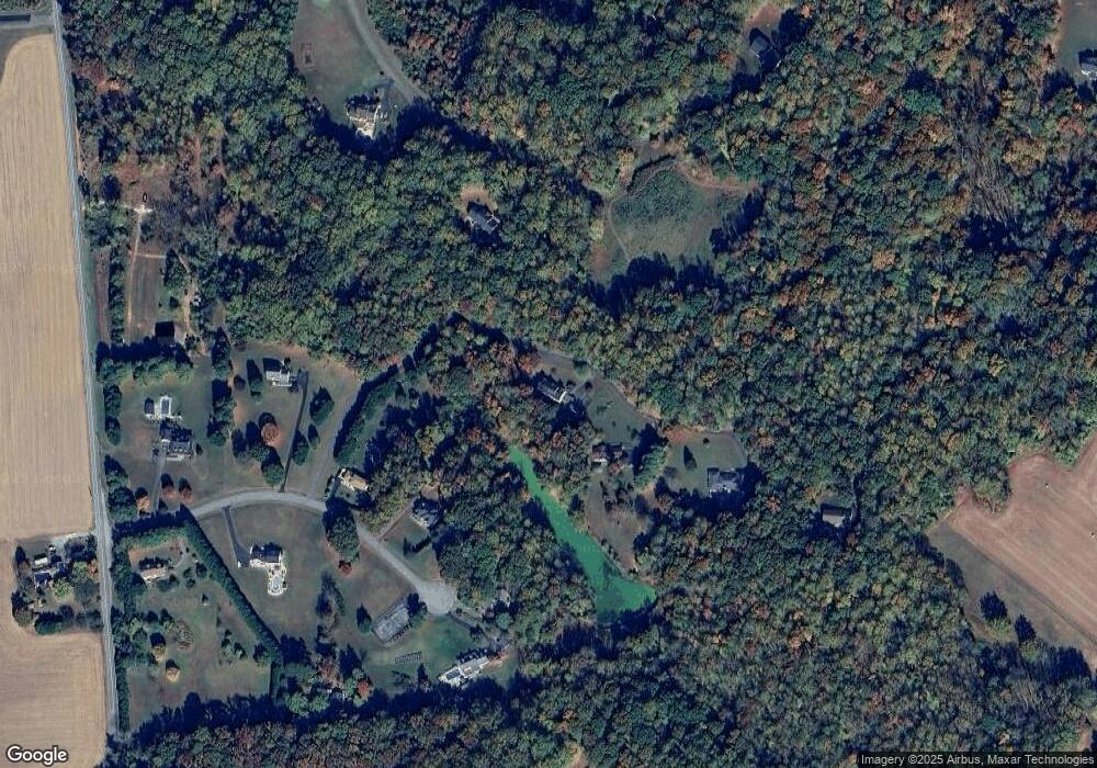 905 Hunting Lake Dr, Huntingtown, MD 20639 - photo 1