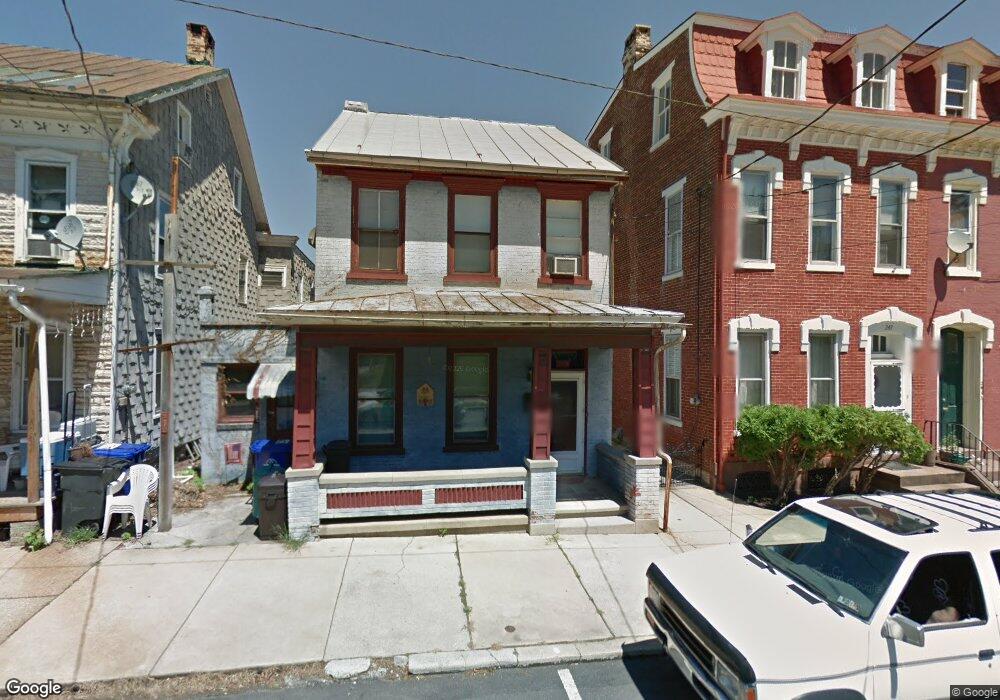 245 W High St, Womelsdorf, PA 19567 - photo 1