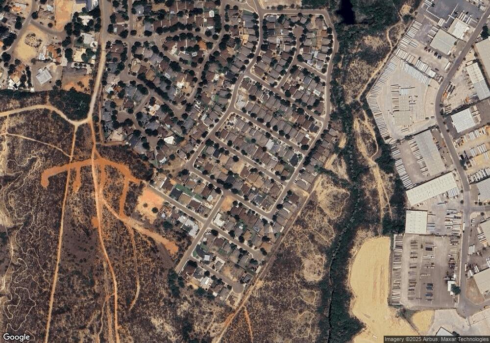 611 Waxwing Cedar Dr, Laredo, TX 78045 - photo 1