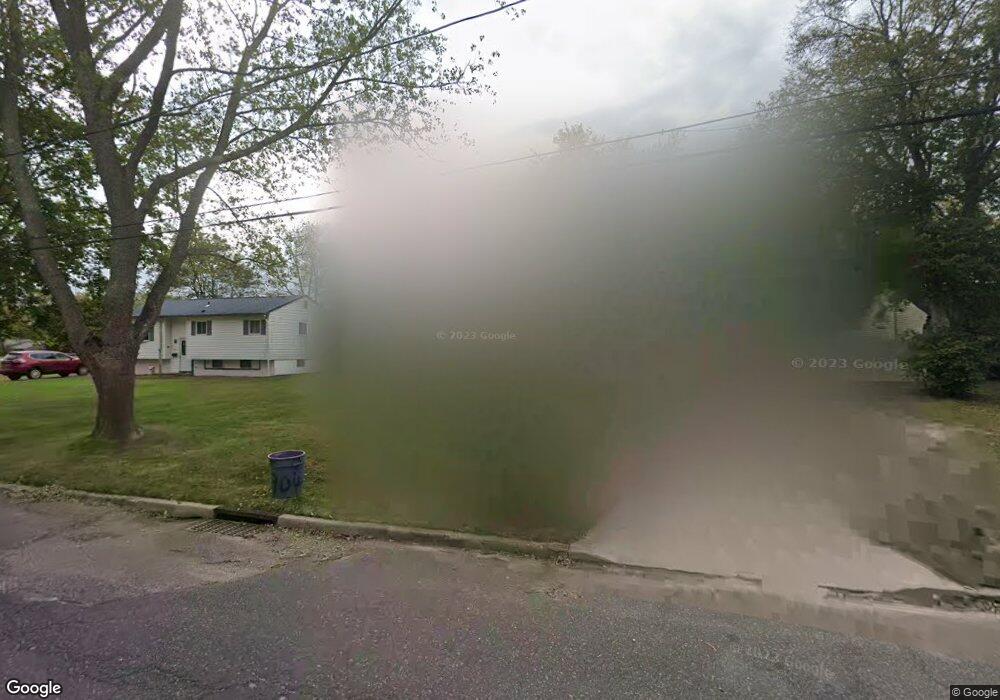 2904 Sipp Ave, Medford, NY 11763 - photo 1