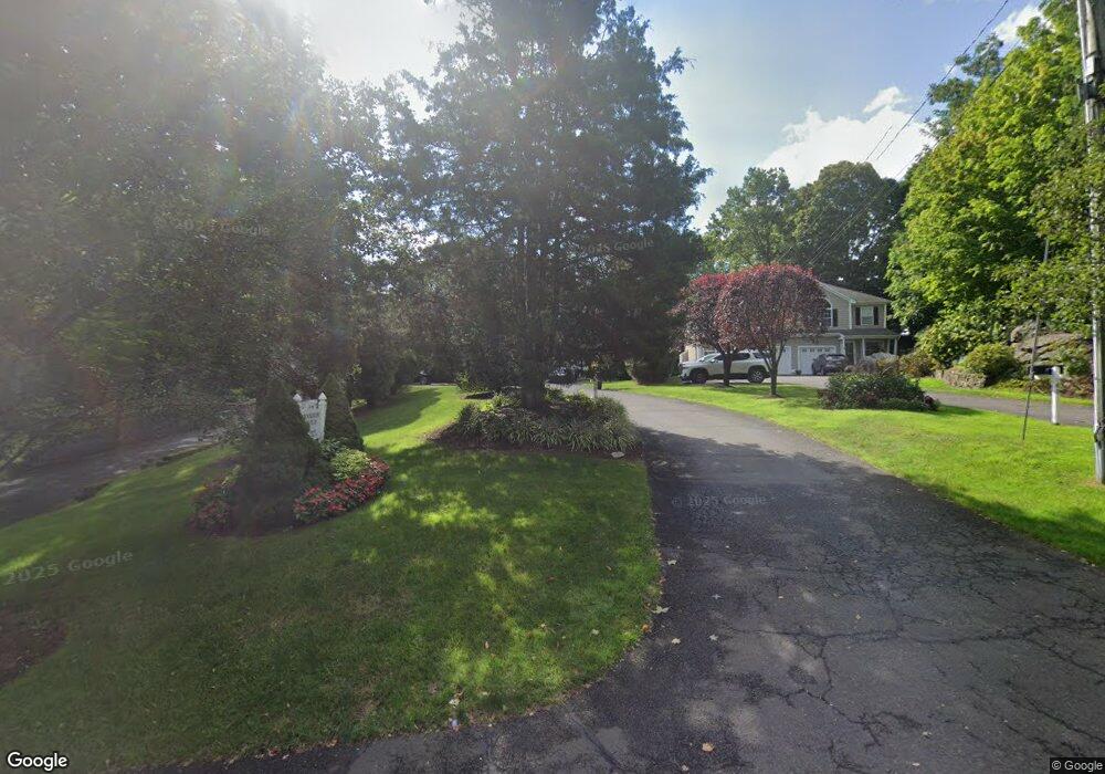 58 Soundview Ave unit 1, Norwalk, CT 06854 - photo 1