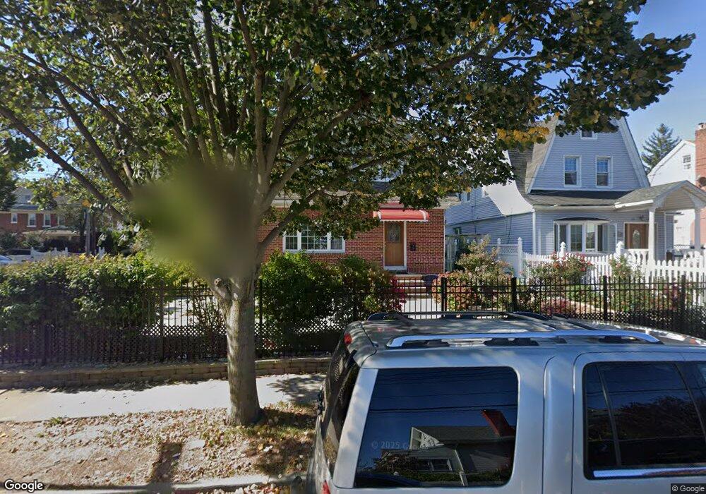 8922 197th St, Hollis, NY 11423 - photo 1