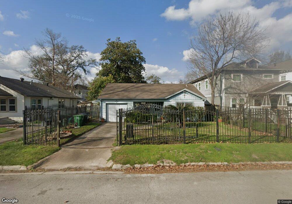 625 Aurora St, Houston, TX 77008 - photo 1