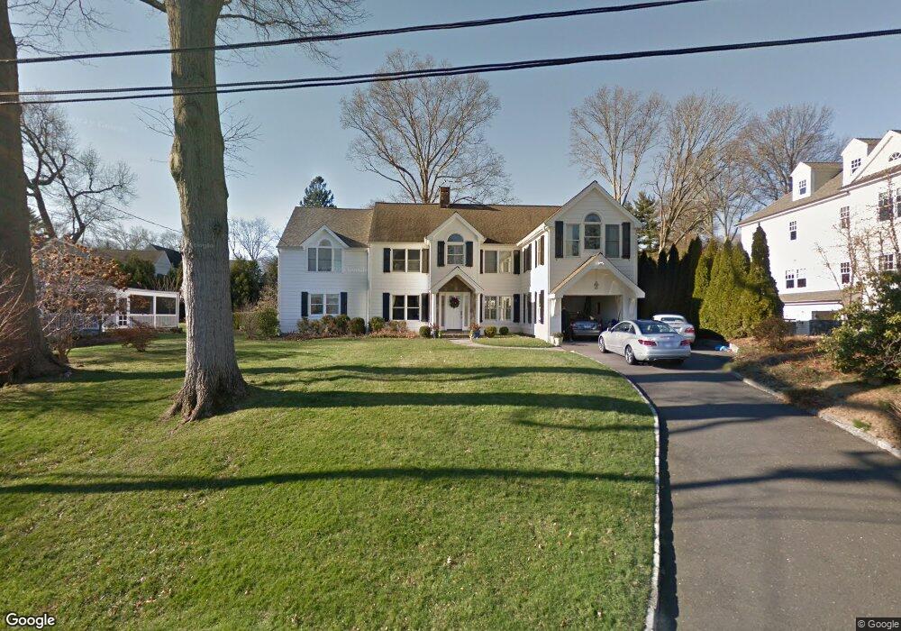 37 Crescent Rd, Riverside, CT 06878 - photo 1