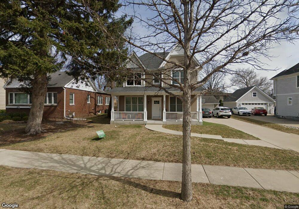 657 S Fairview Ave, Elmhurst, IL 60126 - photo 1