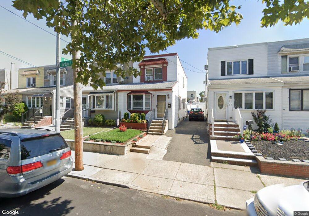 3225 Jordan St, Flushing, NY 11358 - photo 1