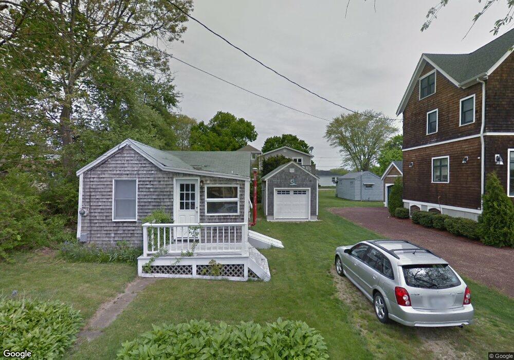 52 Kingston Ave, Wakefield, RI 02879 - photo 1