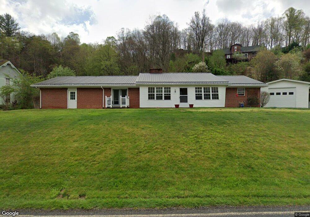 709 Possum Trot Rd, Burnsville, NC 28714 - photo 1