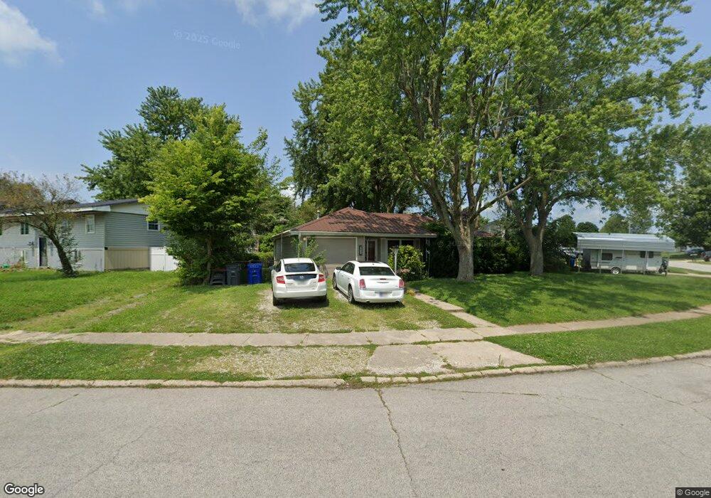 1428 Tam o Shanter Ln, Kokomo, IN 46902 - photo 1