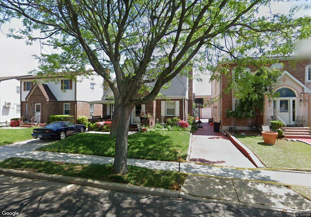 249 Cleveland St, Franklin Square, NY 11010 - photo 1