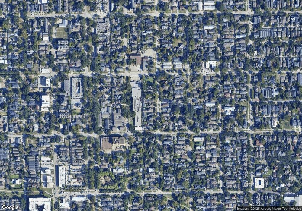 823 Cortlandt St, Houston, TX 77007 - photo 1