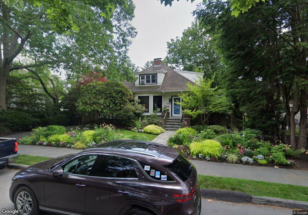 3 Mostyn St, Swampscott, MA 01907 - photo 1