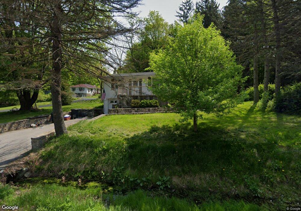 225 Mineral Springs Rd, Highland Mills, NY 10930 - photo 1