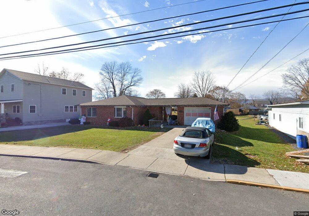 121 S Elm St, Moorefield, WV 26836 - photo 1