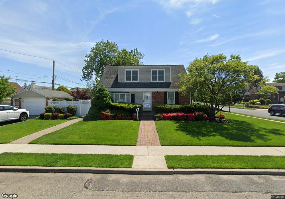 453 Carol St, Franklin Square, NY 11010 - photo 1